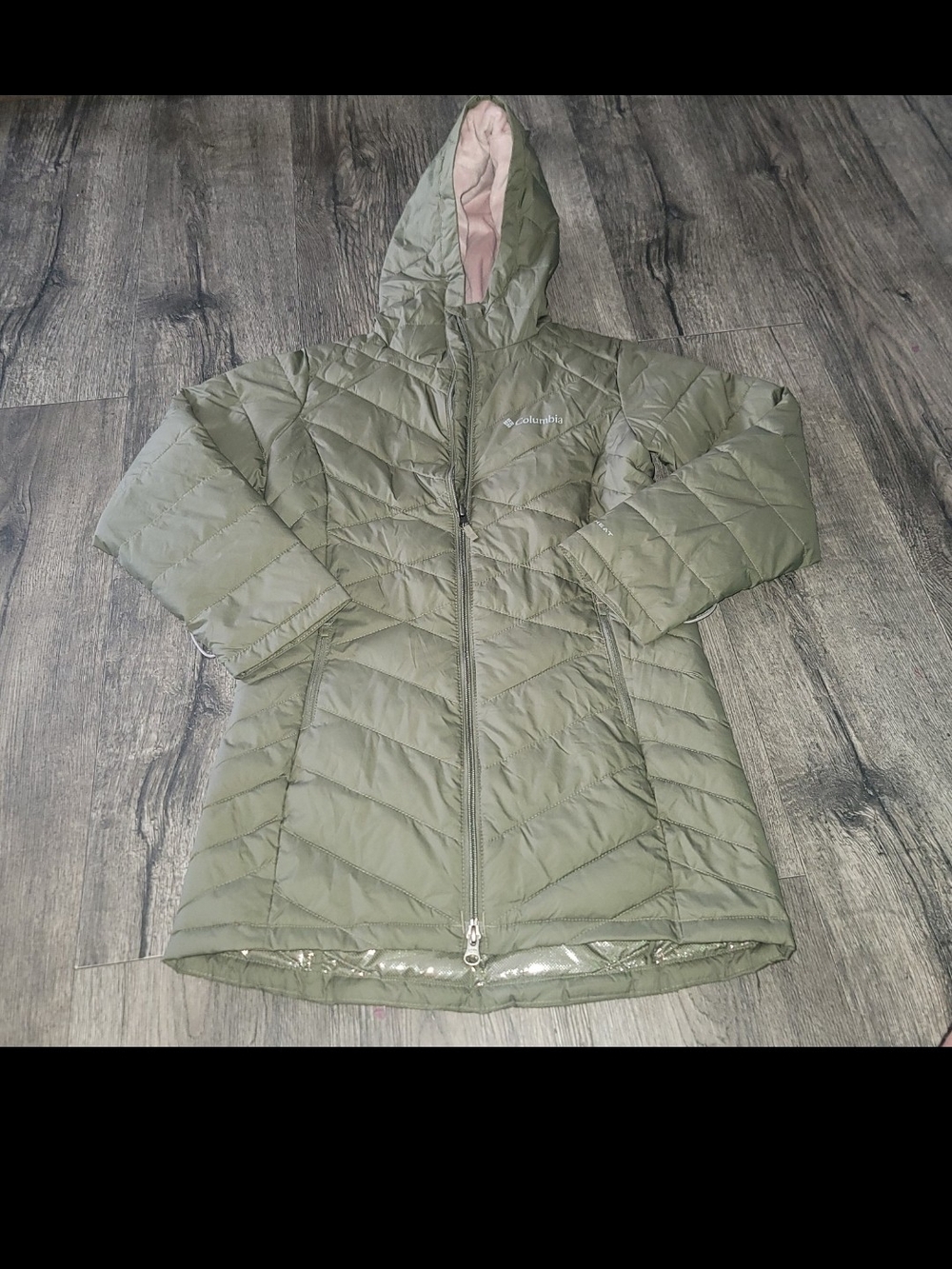 Columbia Girls Olive Green Hooded Packable Puffer Jacket